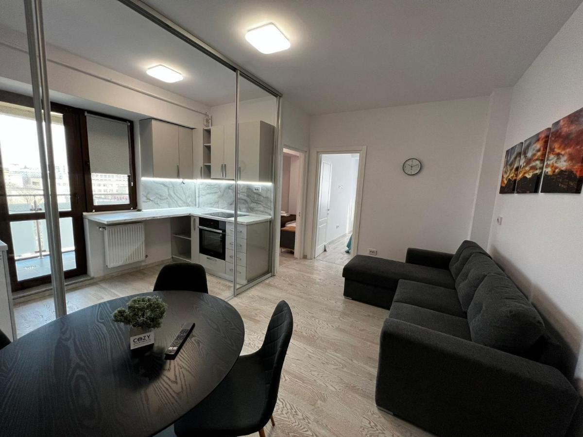 Cozy Apartments - City Center Iasi Exterior photo