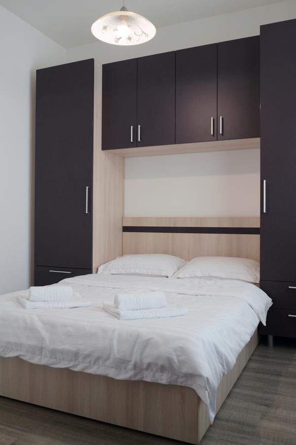 Cozy Apartments - City Center Iasi Exterior photo