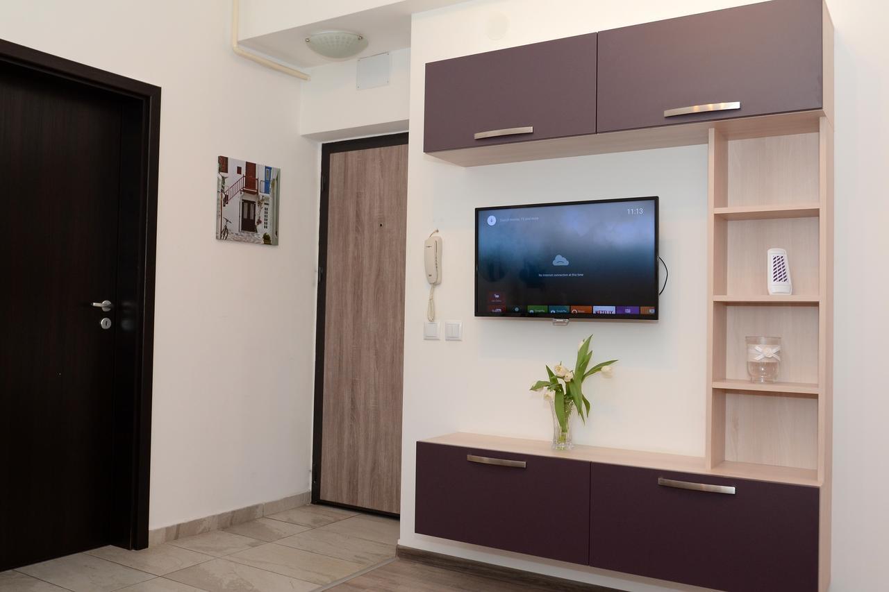 Cozy Apartments - City Center Iasi Exterior photo