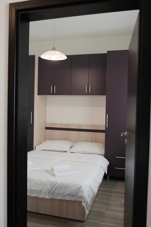 Cozy Apartments - City Center Iasi Exterior photo